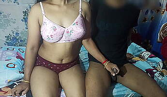 Aficionado, Paja, India