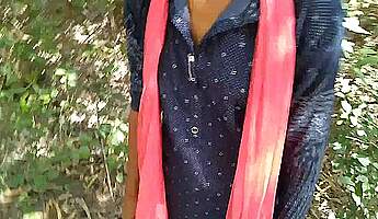 Kız Arkadaşı, Hintli, Dış Mekan